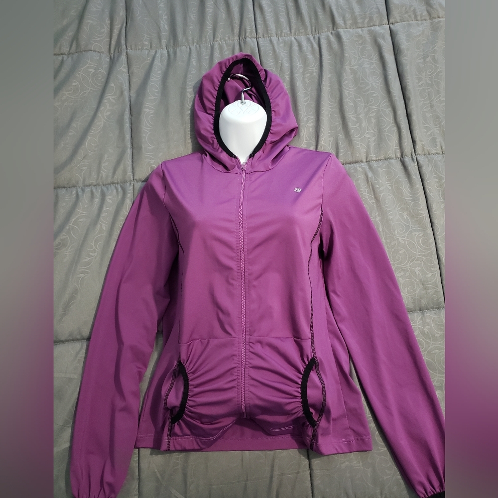 Bally Total Fitness Athletic zip up hoodie